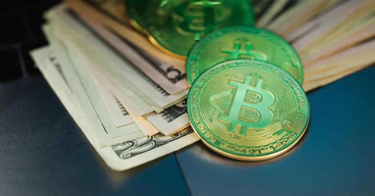Capital B étend ses avoirs en Bitcoin grâce à des acquisitions et des levées de fonds