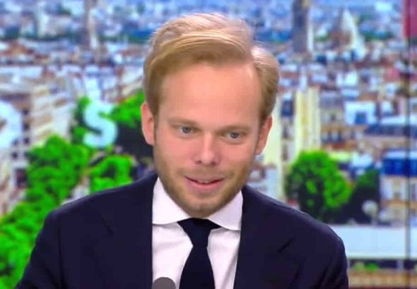 L'audiovisuel public français sous pression alors qu'un rapport contesté alimente le débat
